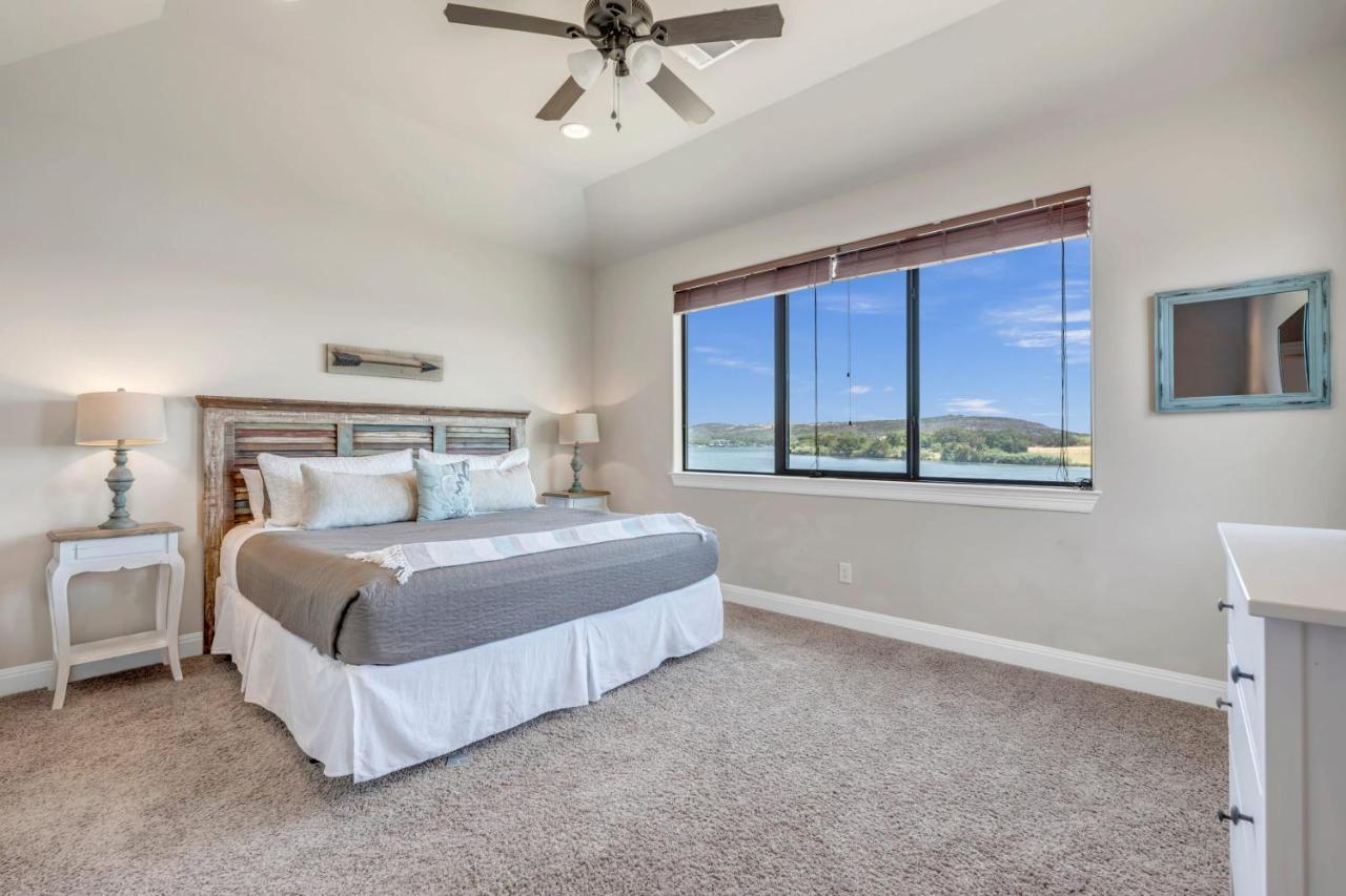 119 Christopher Concierge Services Available Kingsland Экстерьер фото
