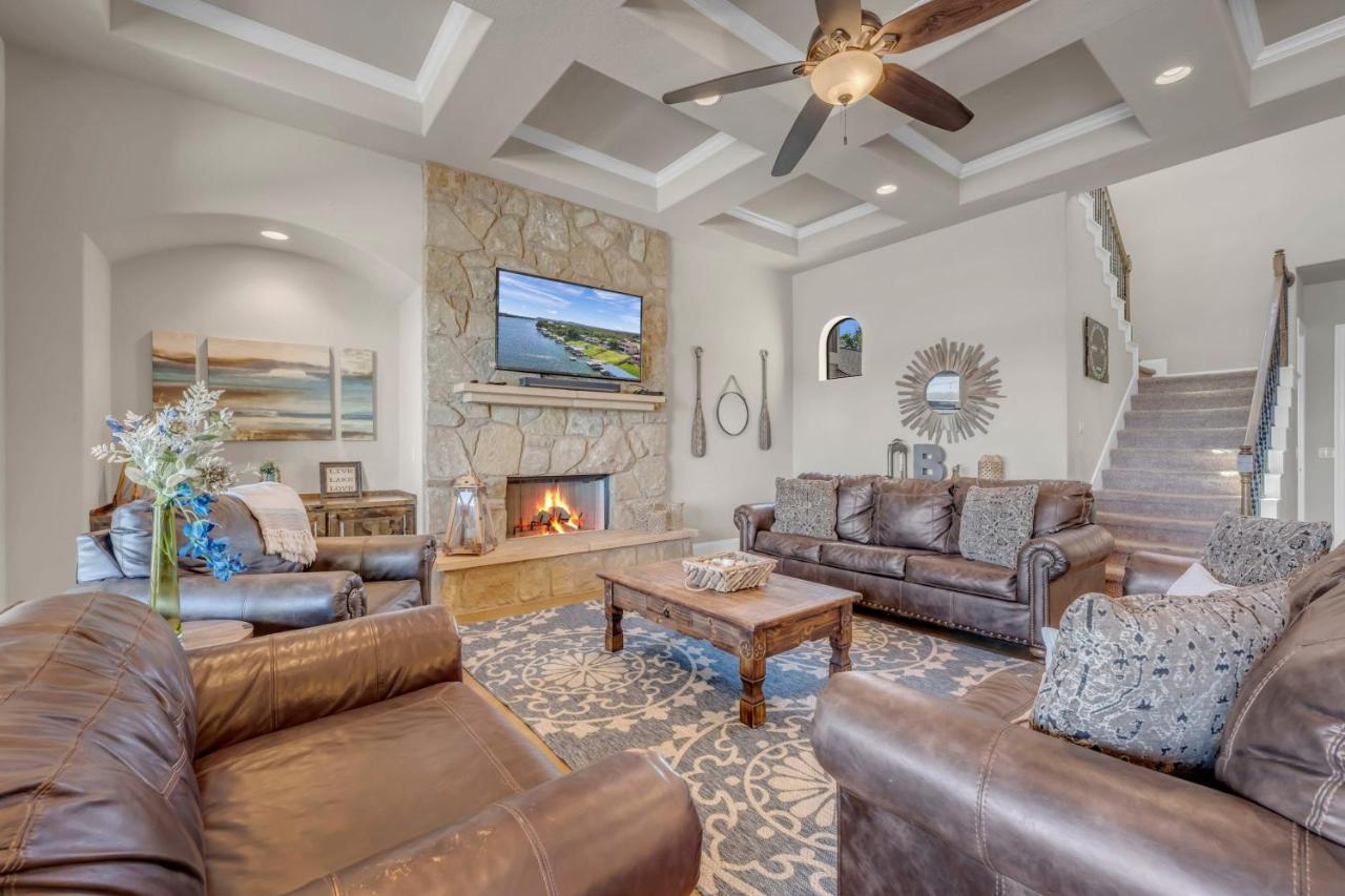 119 Christopher Concierge Services Available Kingsland Экстерьер фото