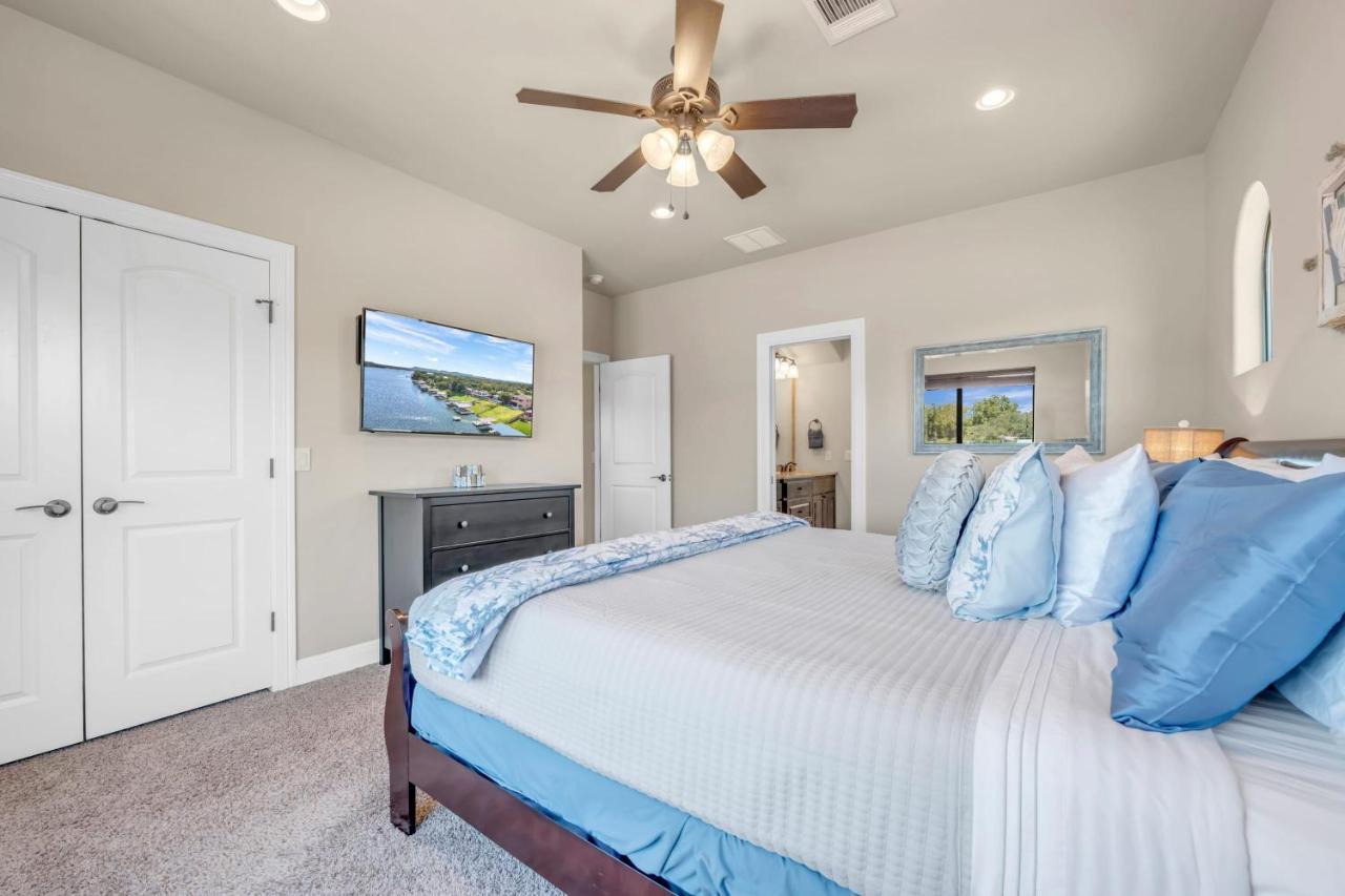 119 Christopher Concierge Services Available Kingsland Экстерьер фото